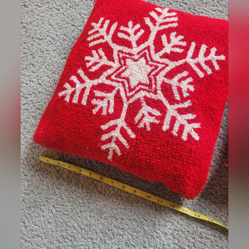 Red & Ivory Tufted Snowflake Throw Pillows - Set of 2